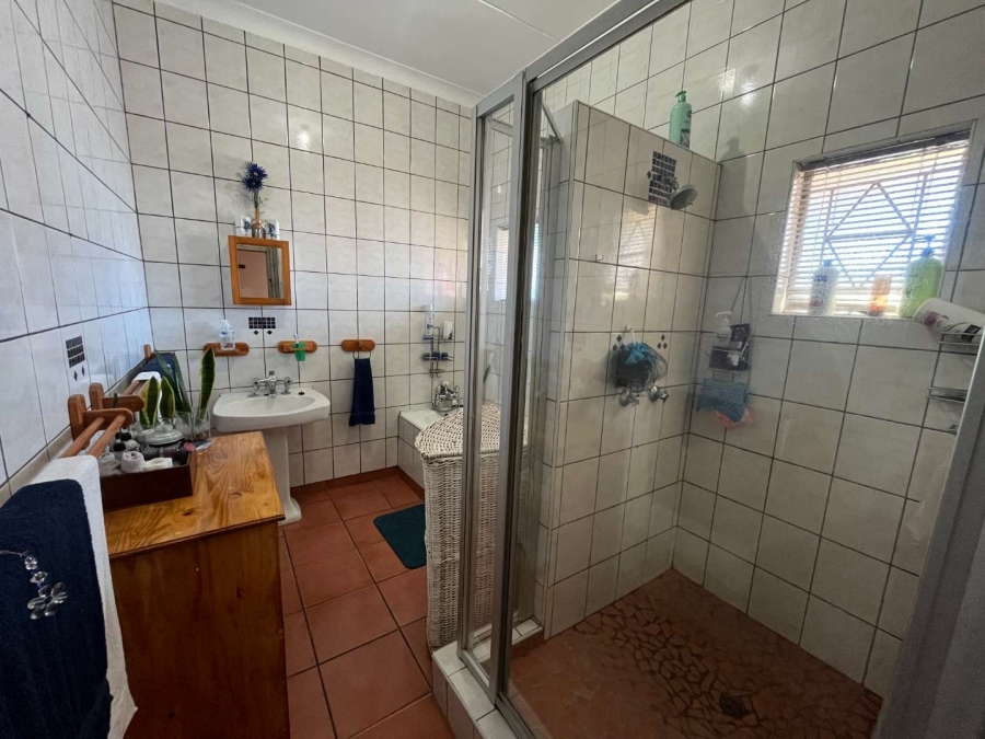 5 Bedroom Property for Sale in Die Rand Northern Cape